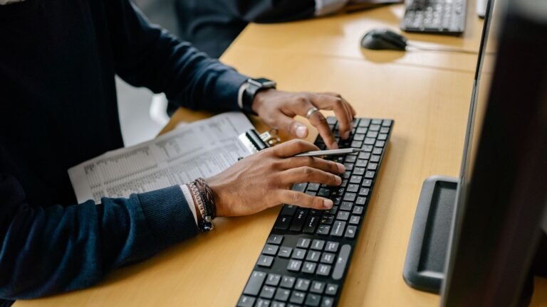 Data Entry Jobs in Dubai 2026 – Complete Application Guide, Salary & Requirements