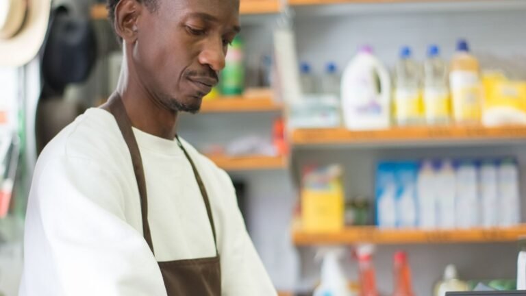Supermarket Staff Jobs in Dubai 2026 – Freshers Can Apply
