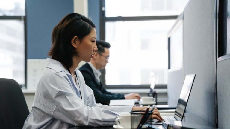 Ultimate Guide to Data Entry Jobs in Dubai 2026 – Hiring Companies, Salary & How to Apply